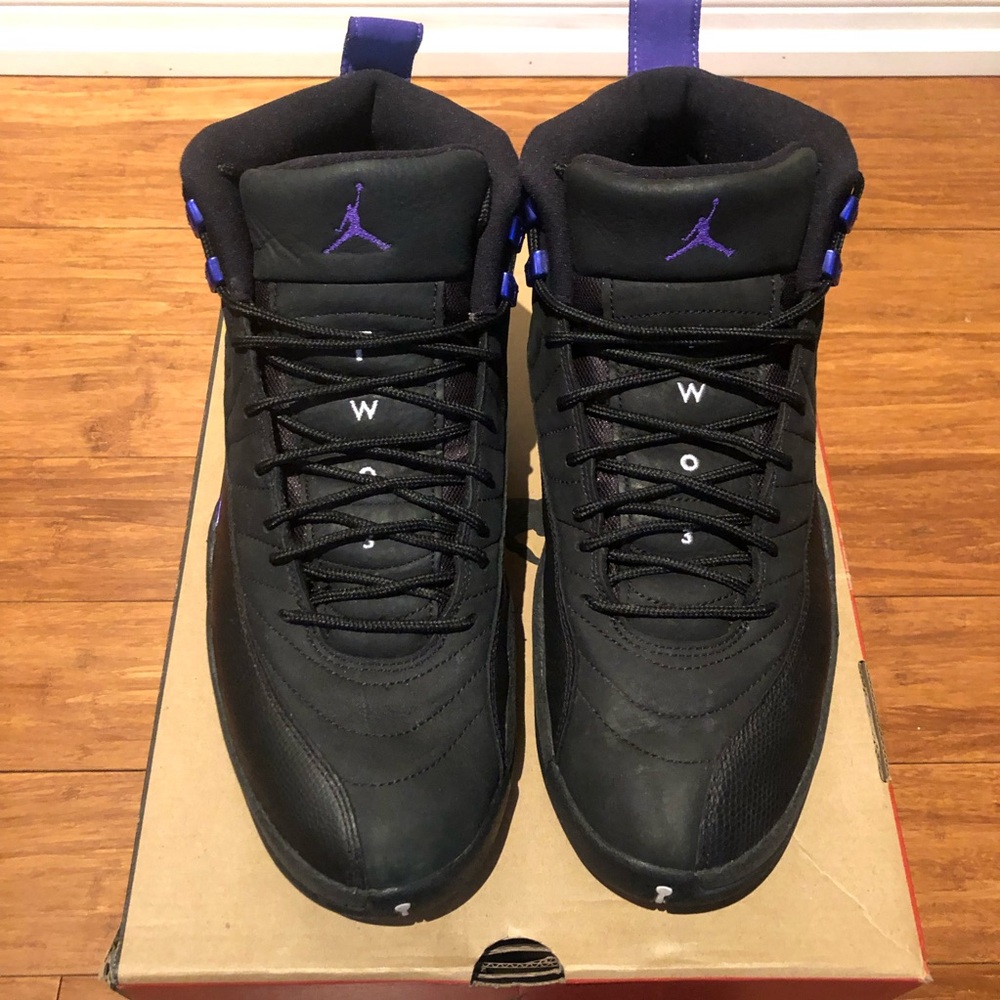 Jordan 12 Sneakers